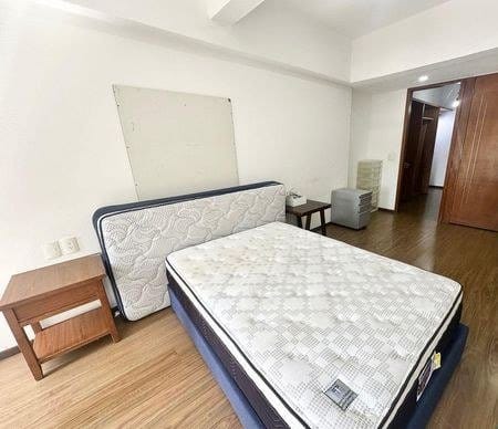 Recámara con cama matrimonial en Conjunto Umbral